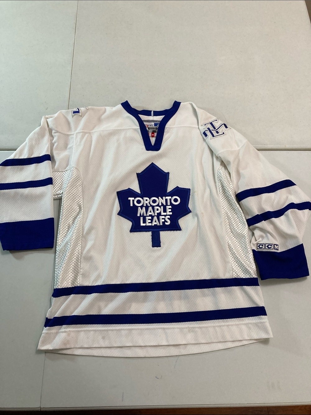 CCM Toronto Maple Leafs Jersey Size L